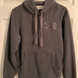 Under Armour Hoodie - small